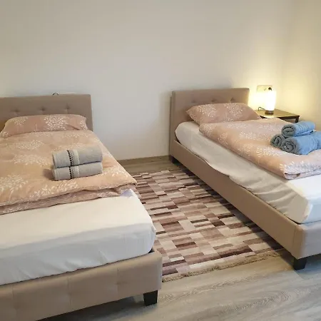 Varli Apartment *